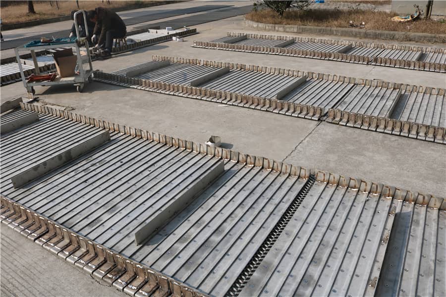 Corrosion-Resistant Industrial Dry Ash Mesh Belt for Incinerator Systems